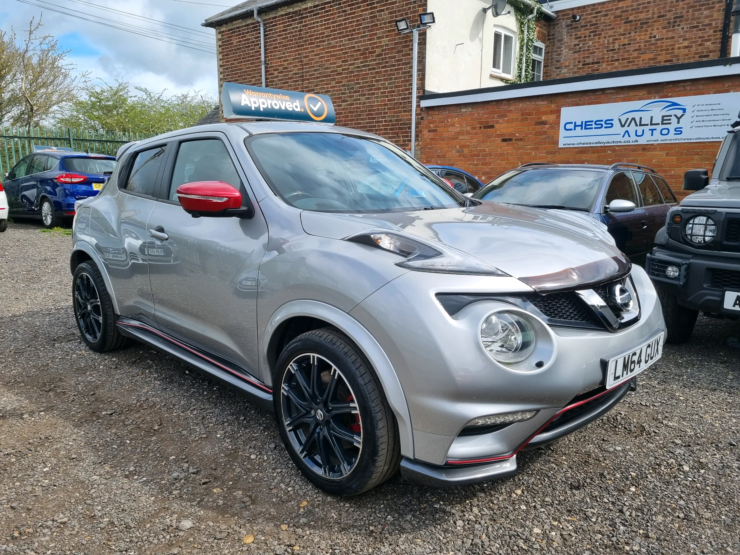 NISSAN JUKE NISMO RS DIG-T 4X4 CVT Nismo RS DIG-T 2015
