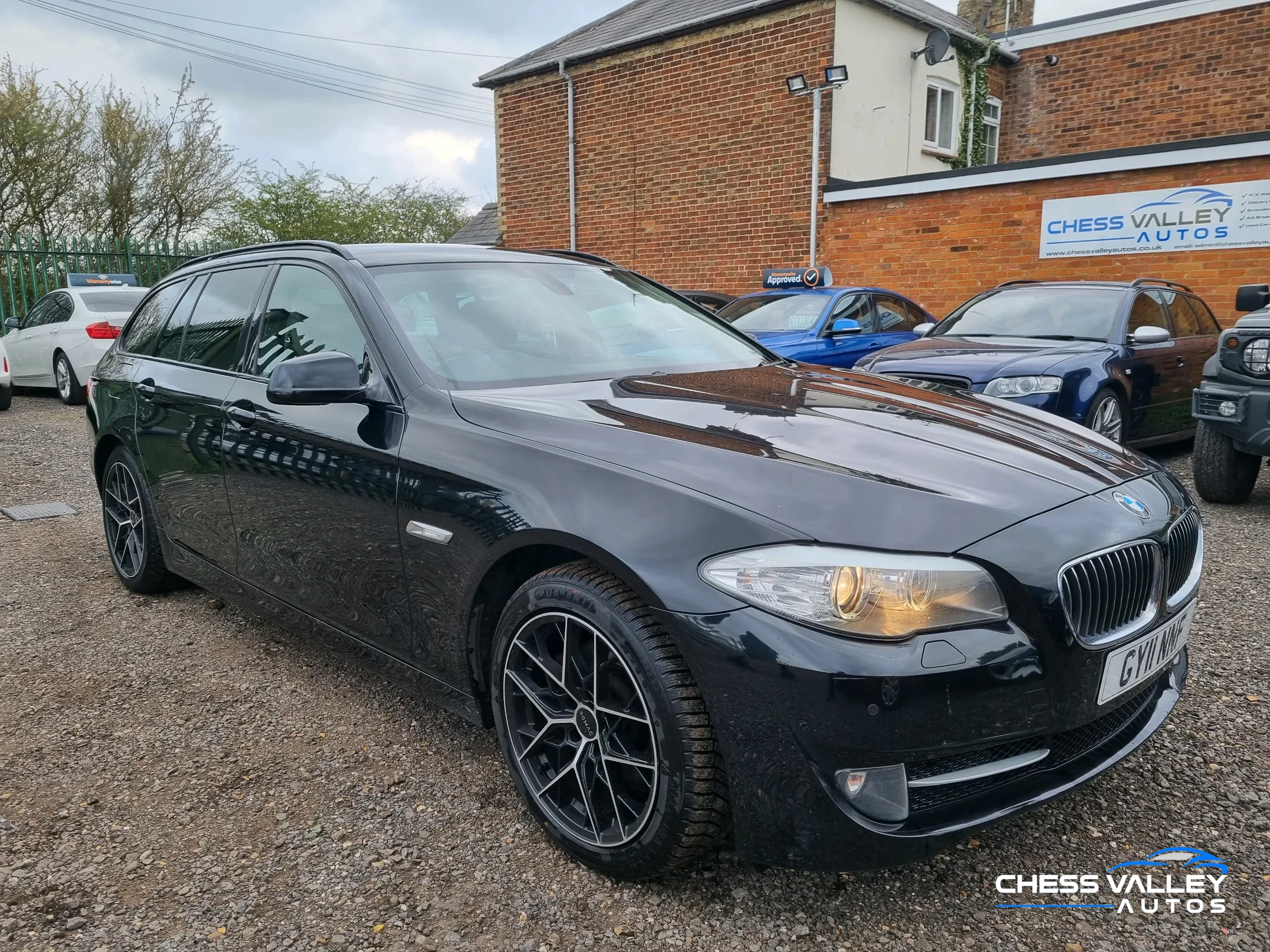 BMW 5 Series 2.0 520d SE Touring 5dr Diesel Steptronic Euro 5 (184 ps) 2011